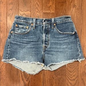 LEVI 501 Women’s Denim Shorts - Size 4/27